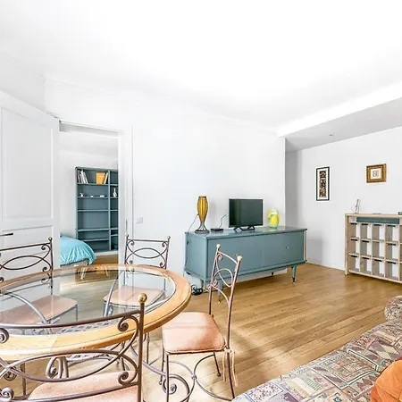 Montmartre - Lamarck - Caulaincourt 2bdr *